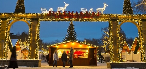 Christmas Market by C H/VisitNorway